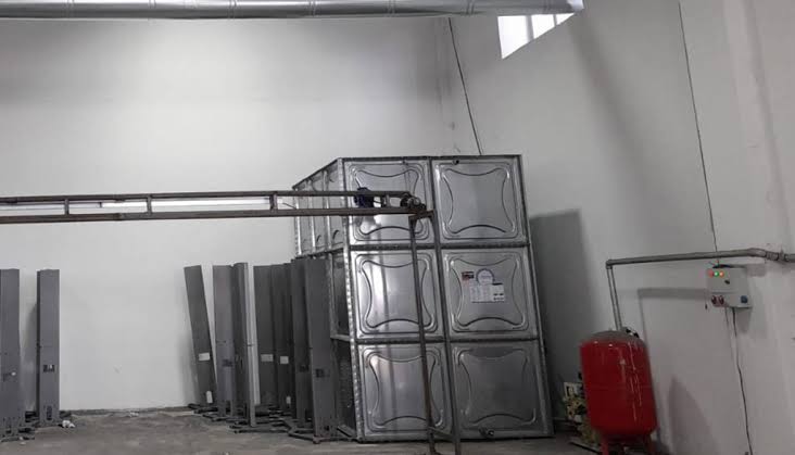 Çatı arası su deposu